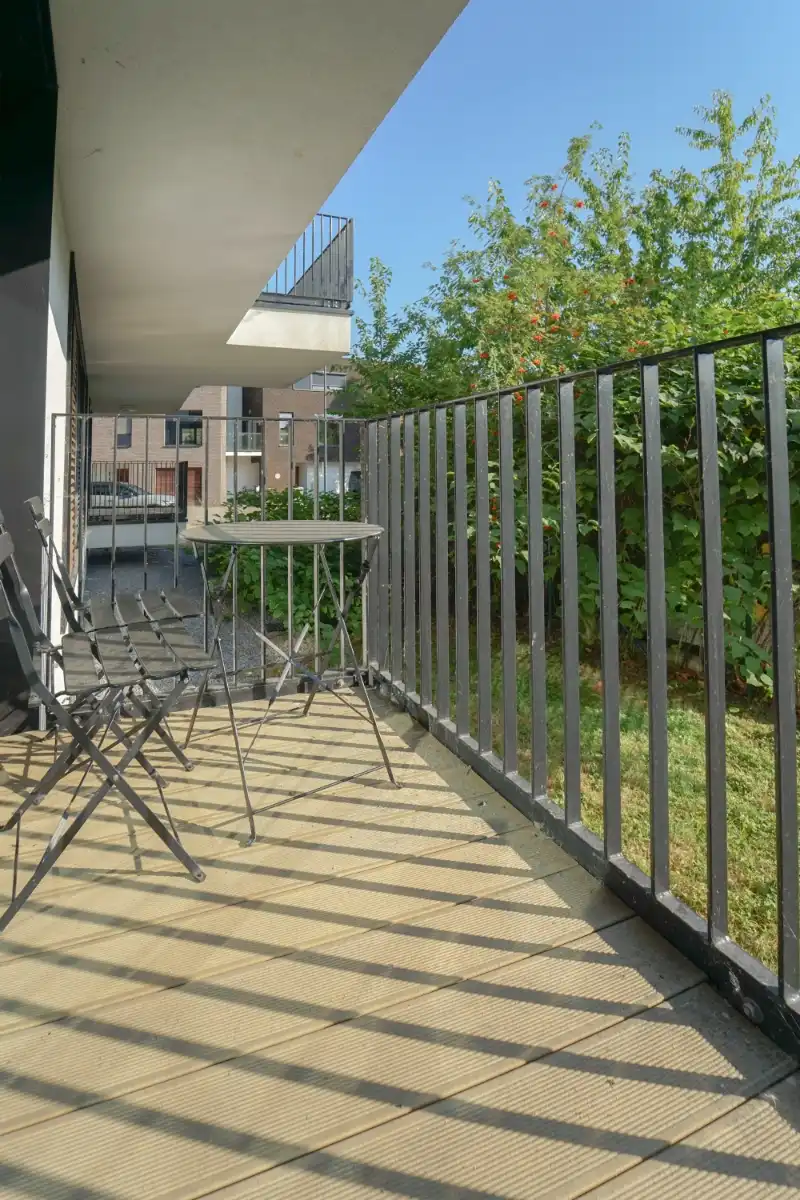 Instapklaar gelijkvloers appartement  met staanplaats! foto 4