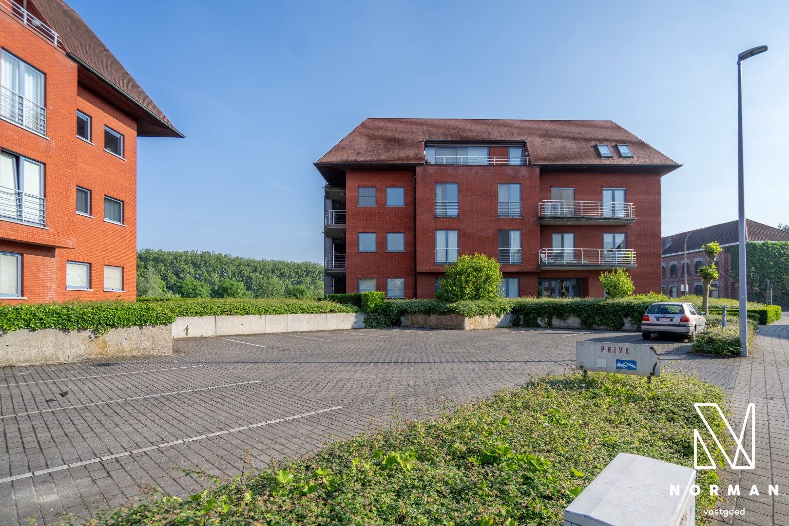 Ruim appartement met 2 slaapkamers, ondergrondse garage en prachtig zicht op de Leie foto 6