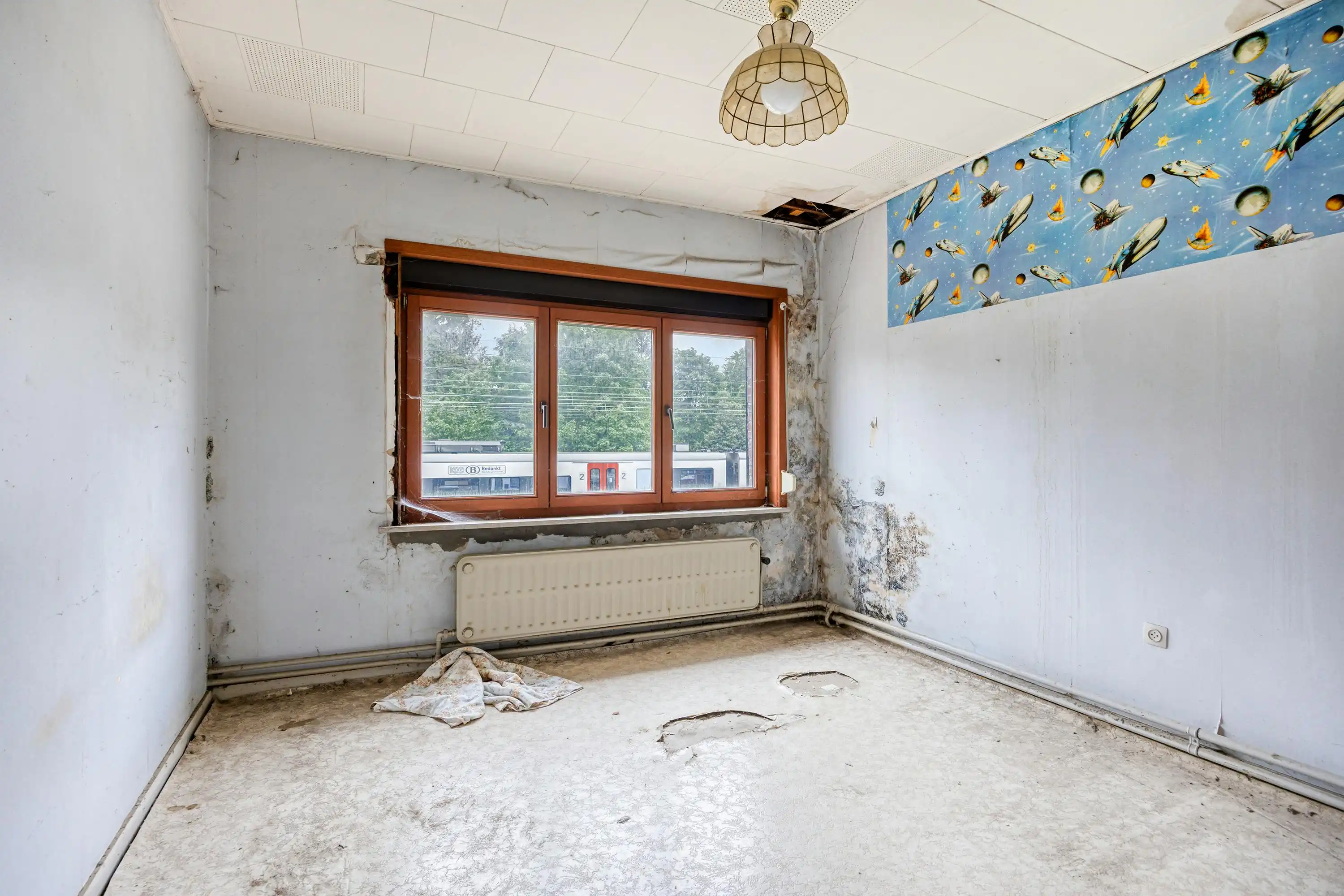 Volledig te renoveren woning te koop in Essen-centrum! foto 10