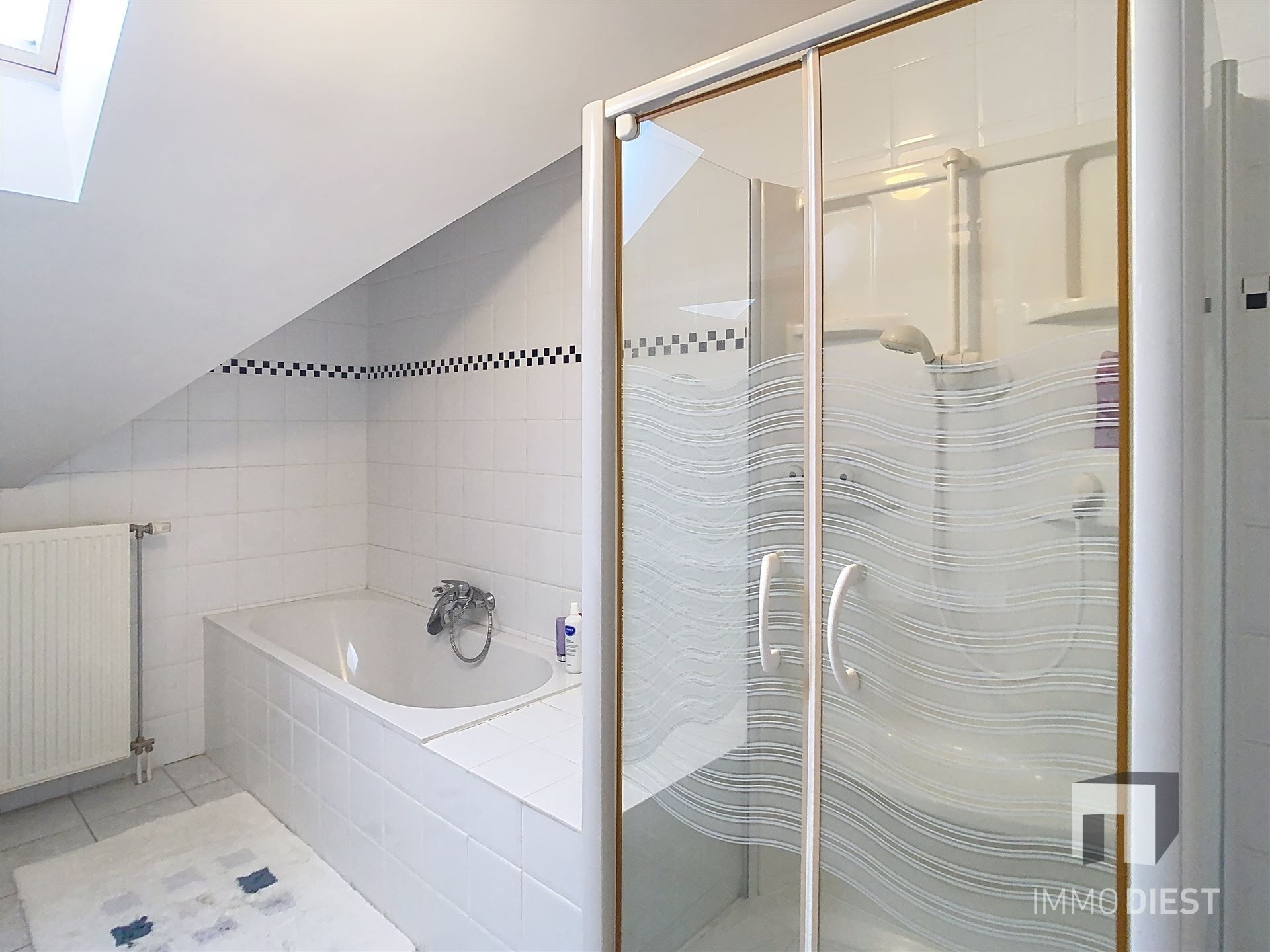 Appartement met 2 slpk & garage foto 16