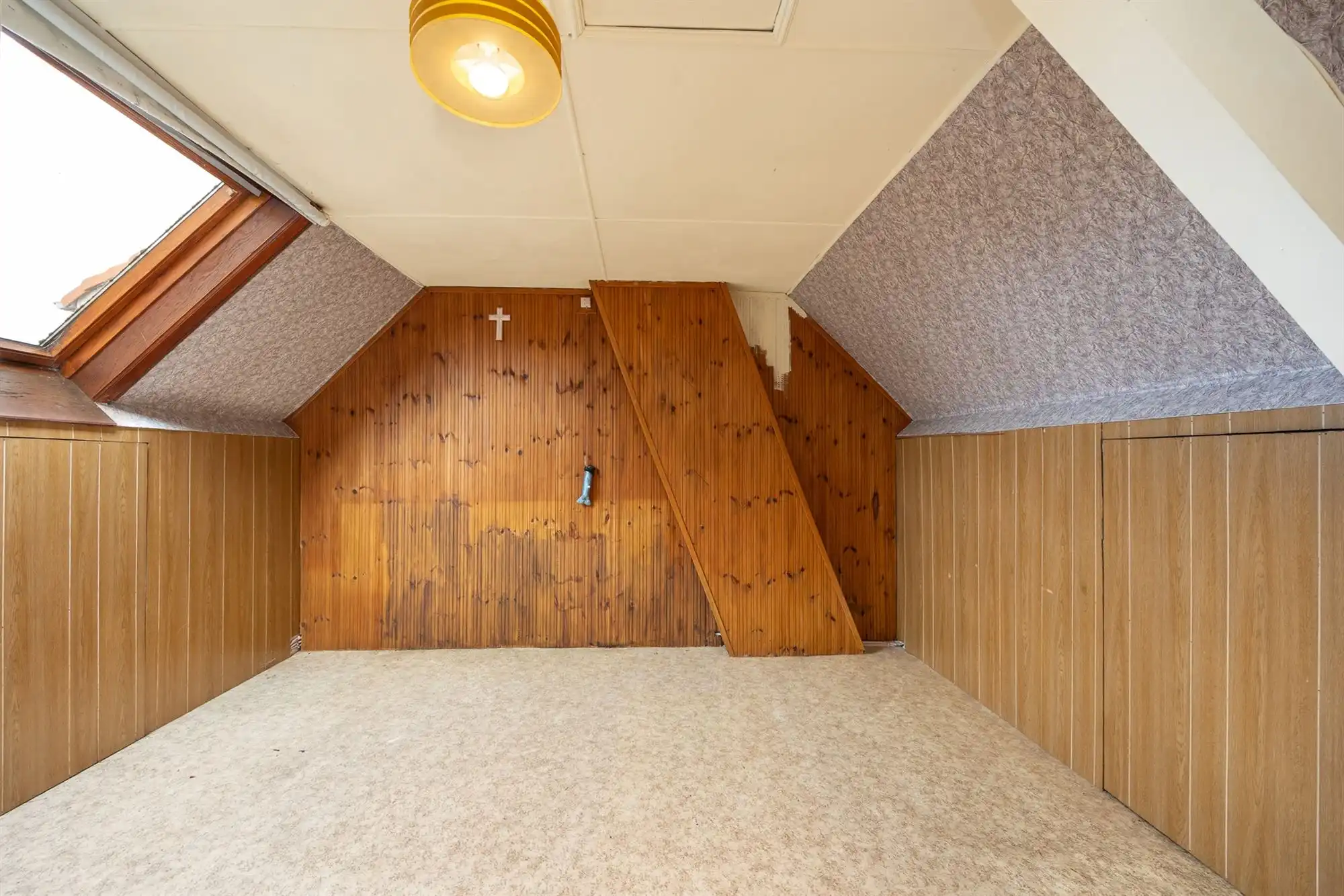 Te renoveren woning op mooi perceel van 256m² foto 9