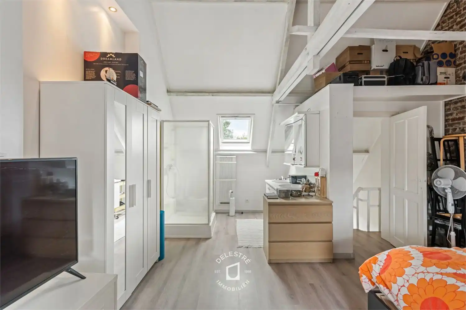 Karaktervolle, instapklare herenwoning met 4 slaapkamers, 2 badkamers en gezellige stadstuin foto 26