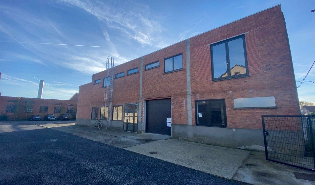 Kantoor vlakbij R4 in Laarne foto 10