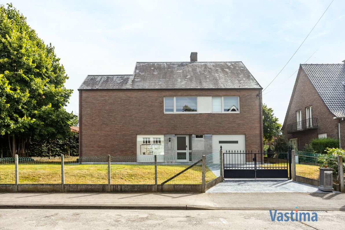 Lichtrijke villa met royale tuin vlak bij natuur & stadsleven foto 2