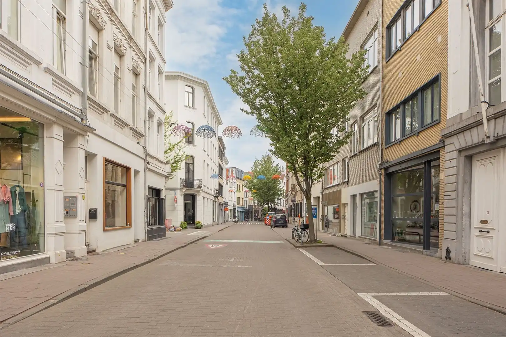 Gerenoveerd appartement in de gezellige Kloosterstraat foto 18