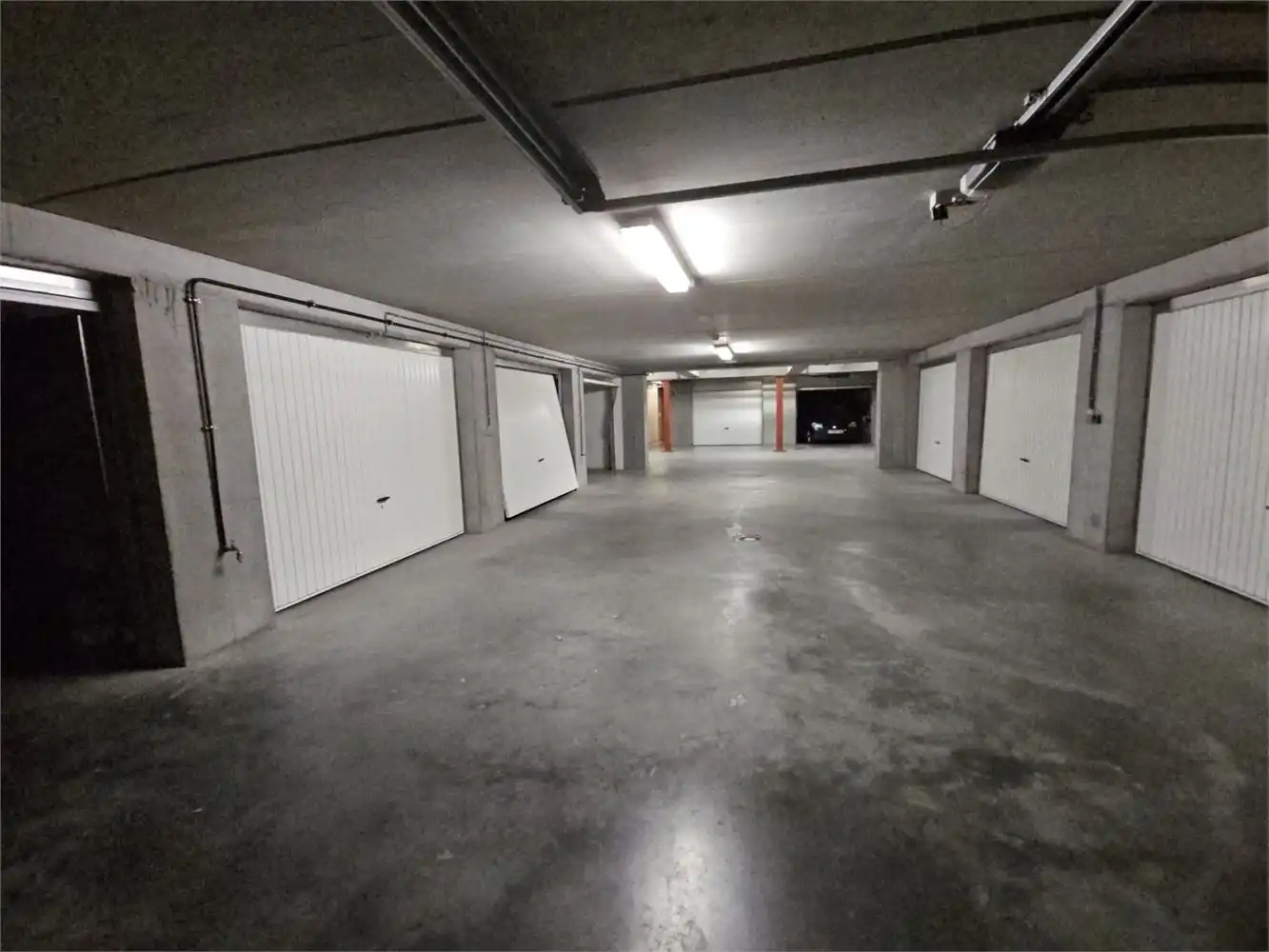 Appartement met terras en garage in het centrum van Moerbeke foto 21