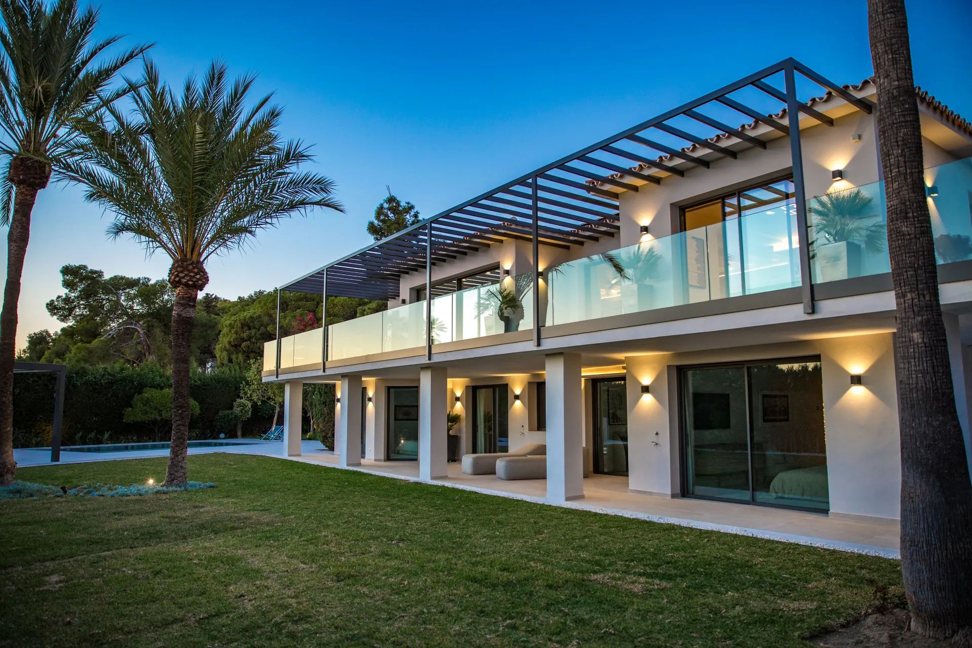 Adembenemende luxe op de Golden Mile – een villa waar elegantie en exclusiviteit samenkomen foto 26
