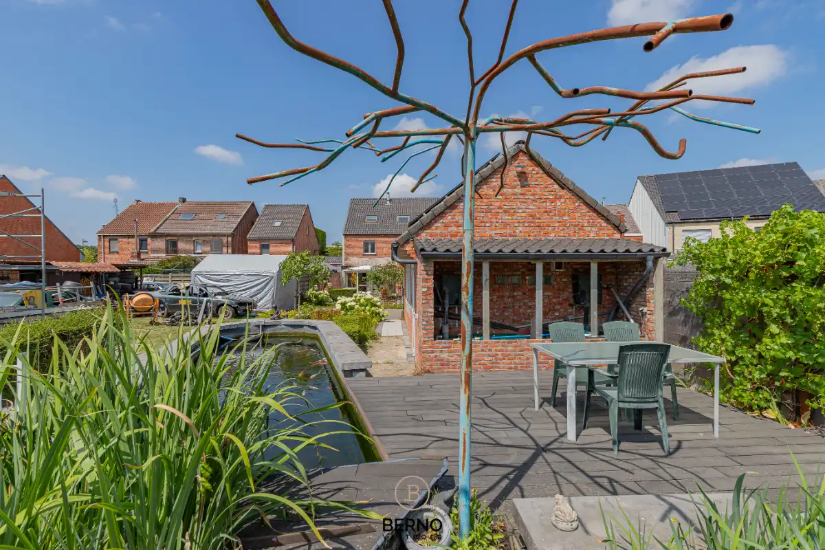 Instapklare gezinswoning op een perceel van 840 m² (weide van 1718m2) foto 23
