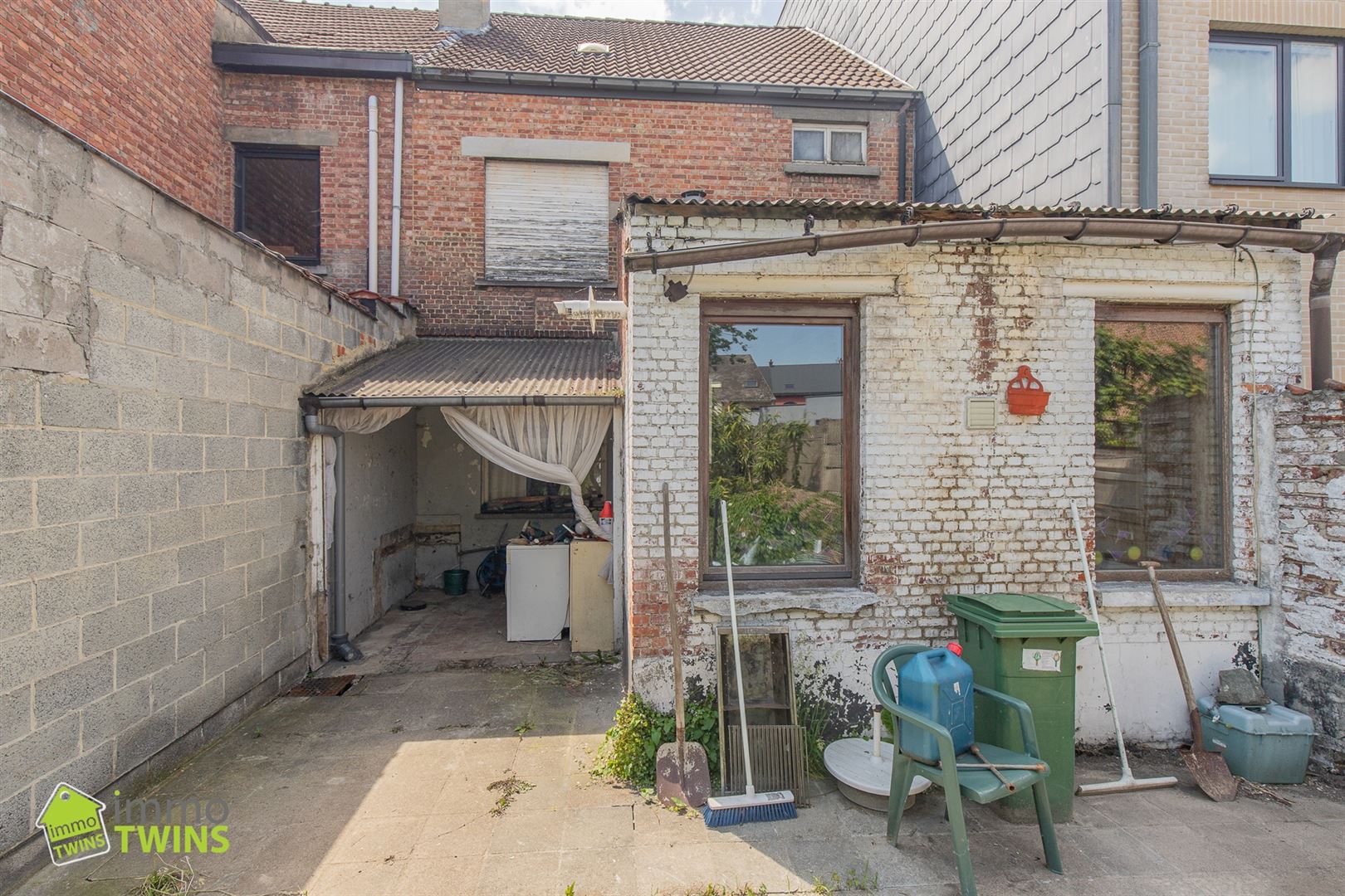 Renovatiewoning op goede locatie  foto 10