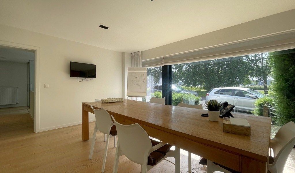 Gerenoveerd kantoor te huur vlakbij Technopolis in Mechelen foto 4