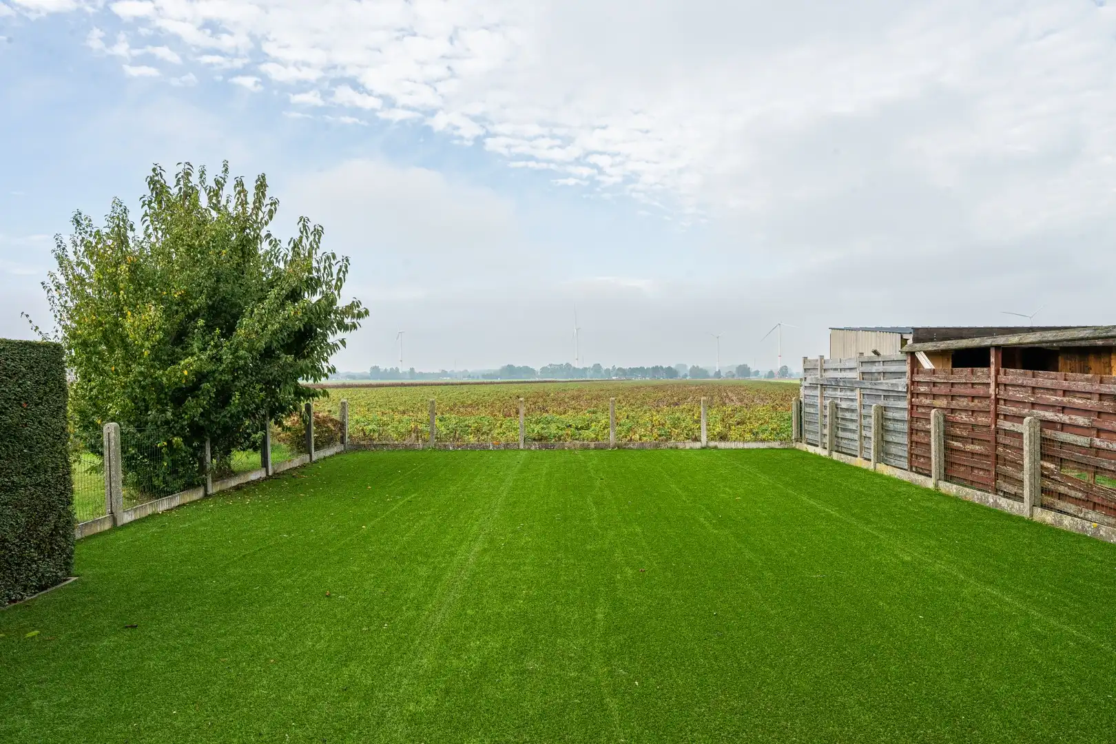Woning met veel potentieel op topligging te Eeklo foto 16