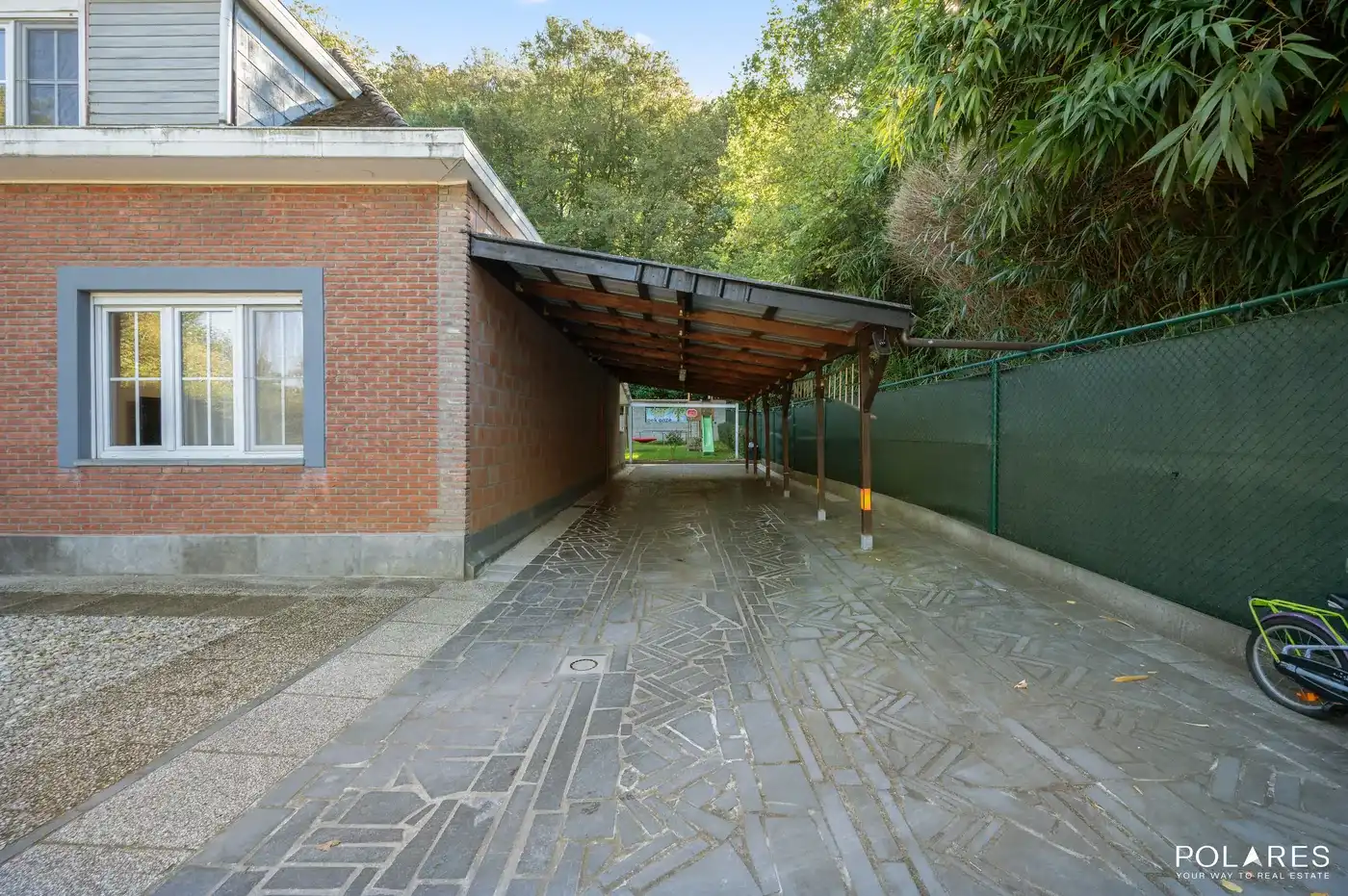 Halfopen woning met 3 slaapkamers en zuidgerichte tuin te Veltem-Beisem foto 3