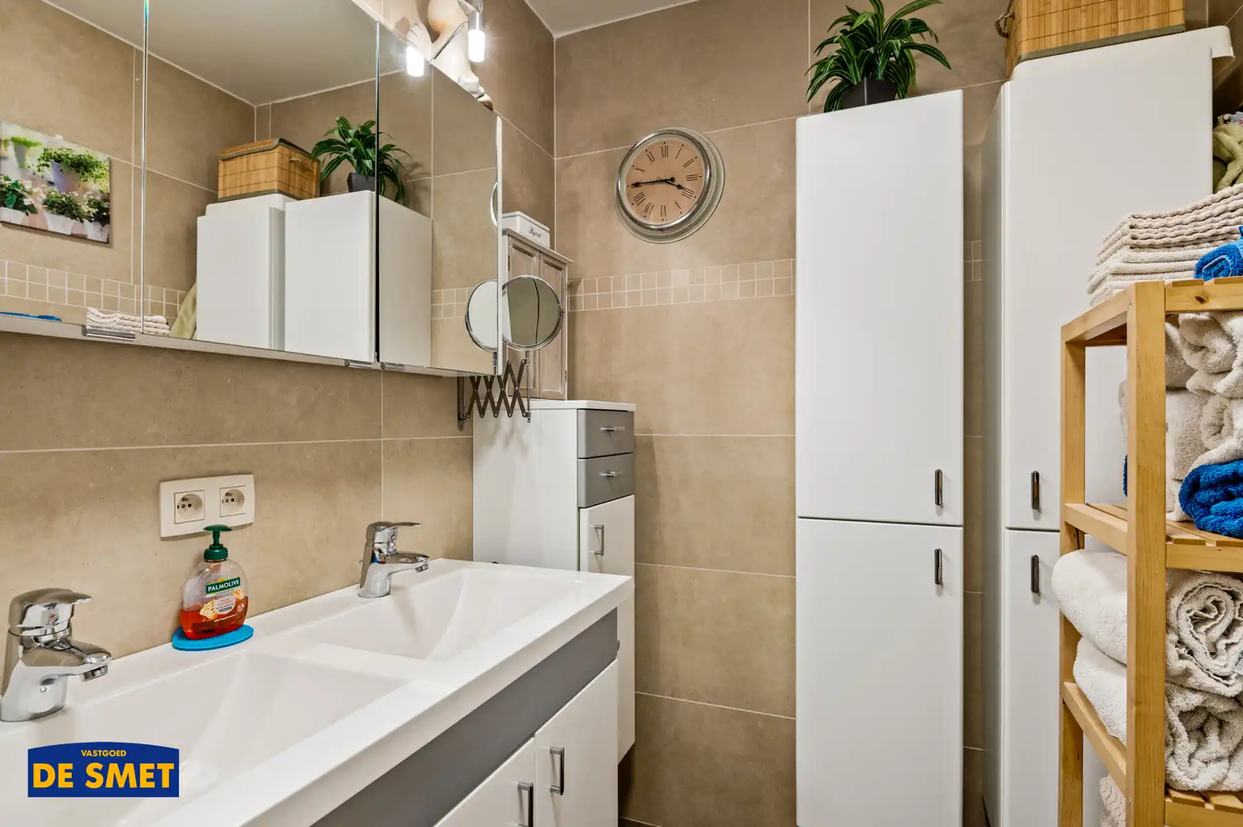 Appartement met lift, terras, garage en 2 autostaanplaatsen foto 16