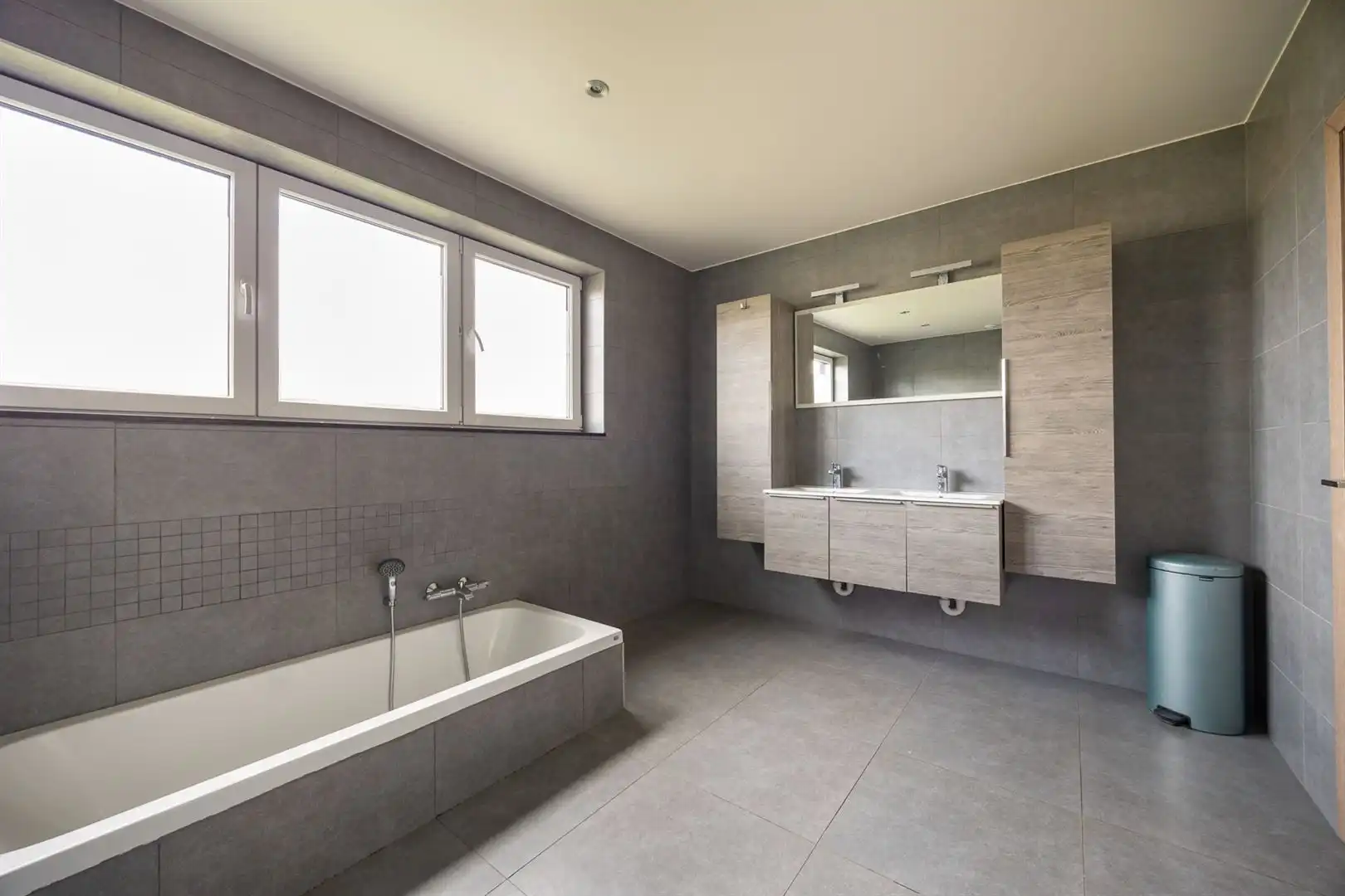 Zeer ruime woning met vier slaapkamers te Rillaar! foto 13