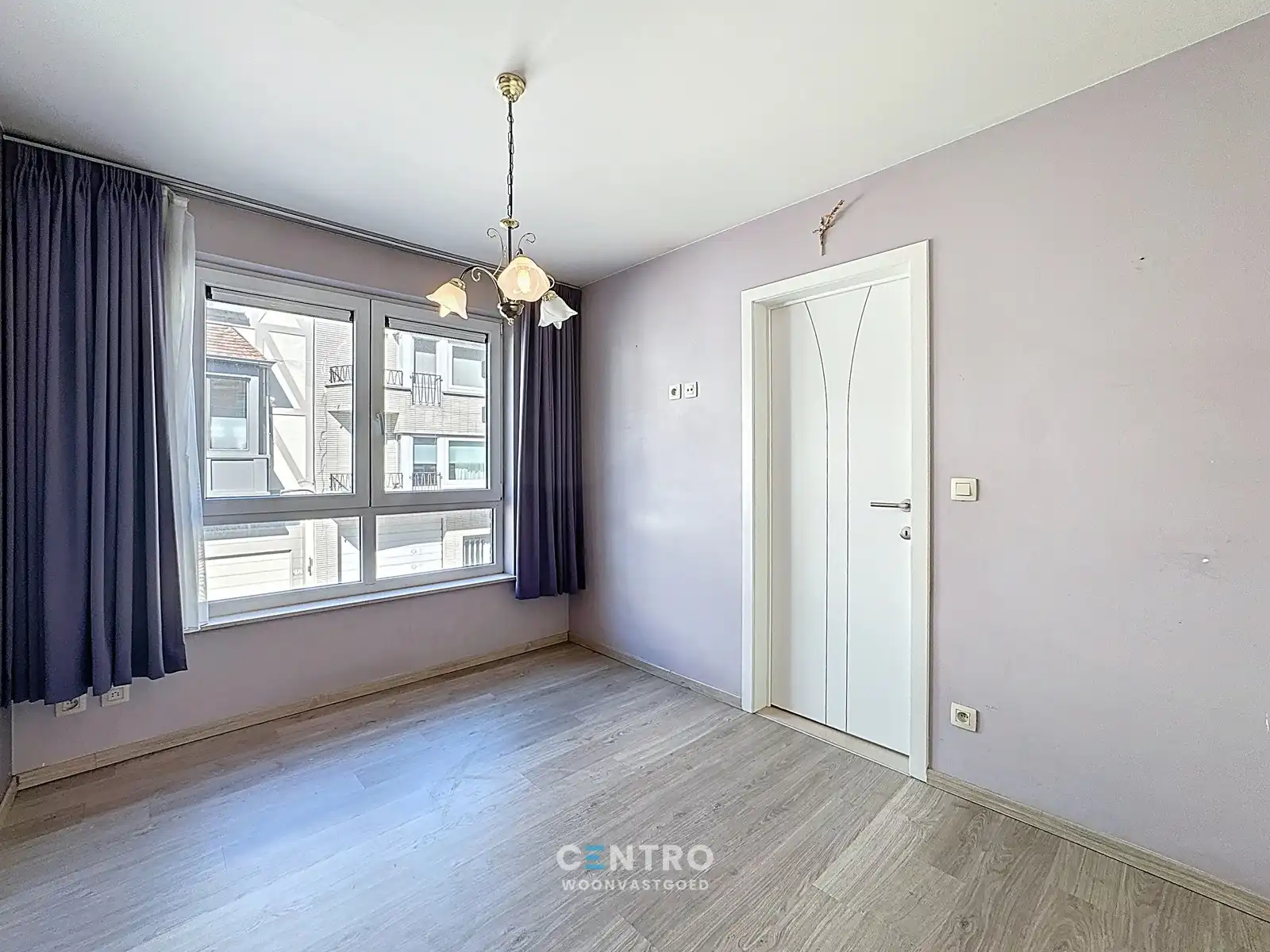 CENTRAAL gelegen appartement met 3 slpks en 2 badks! foto 11