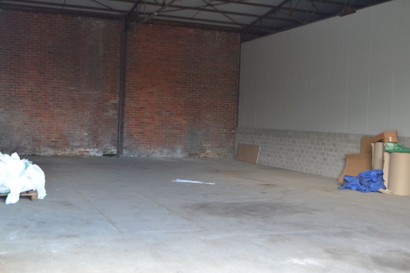 Te huur: Loods 7 - 200 m² foto 6