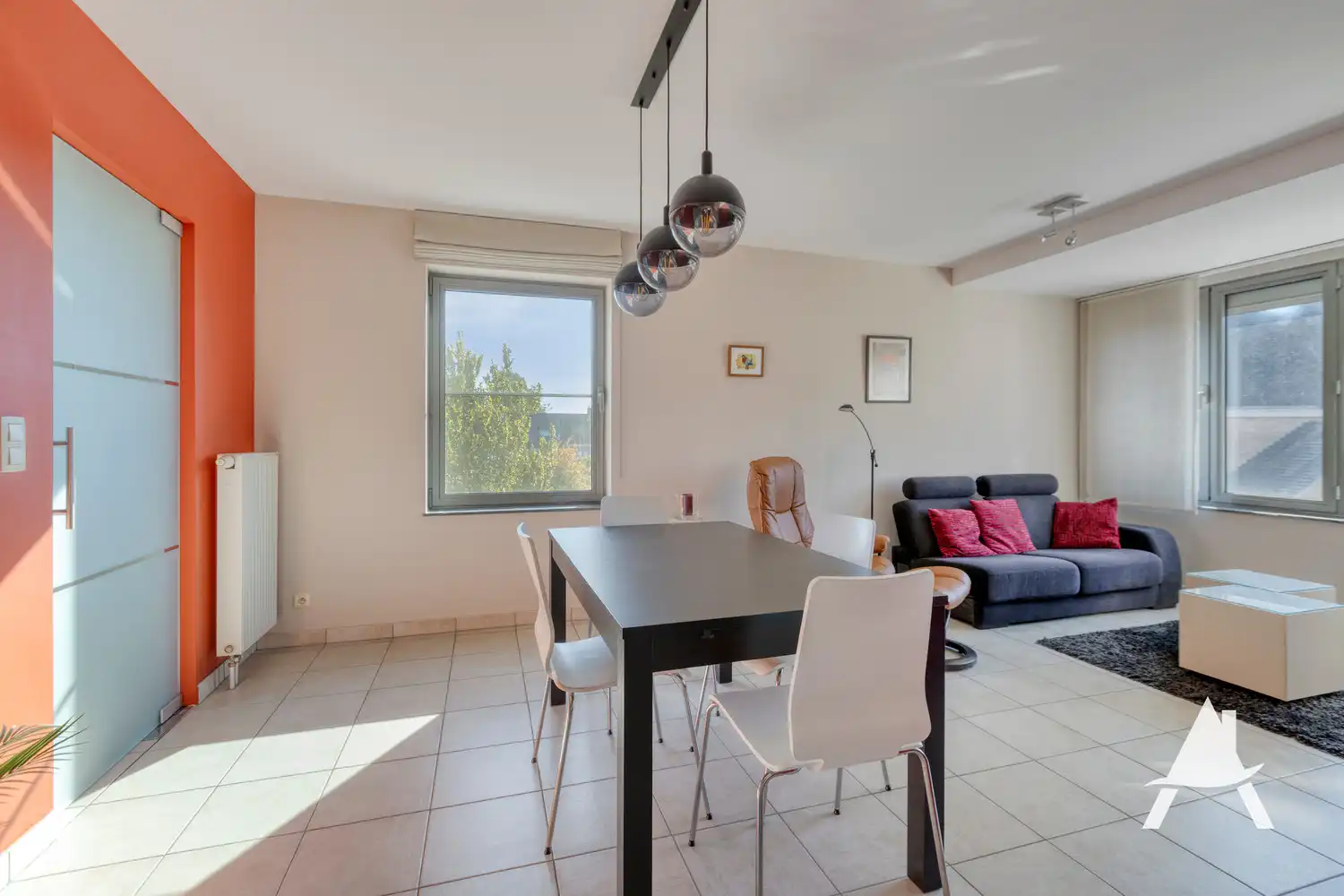 INSTAPKLAAR APPARTEMENT MET RUIM TERRAS IN HET CENTRUM VAN DIEST! foto 10