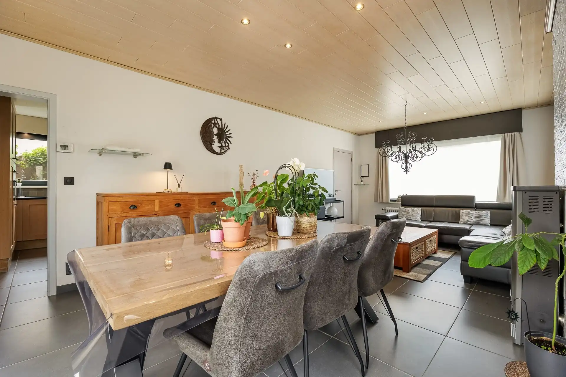 Charmante gezinswoning met 2 slaapkamers gelegen te Sint-Pauwels (600m²) foto 7