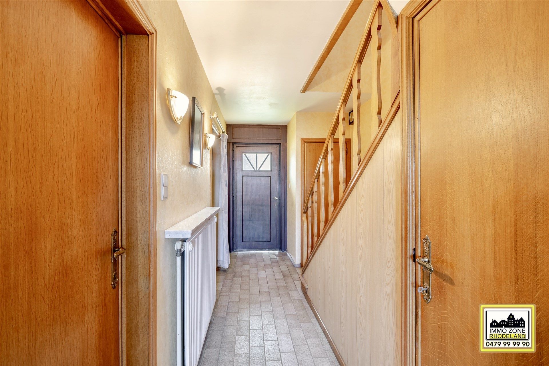 Uitstekend gelegen halfopen woning met 3 slpks, garage, tuin foto 4