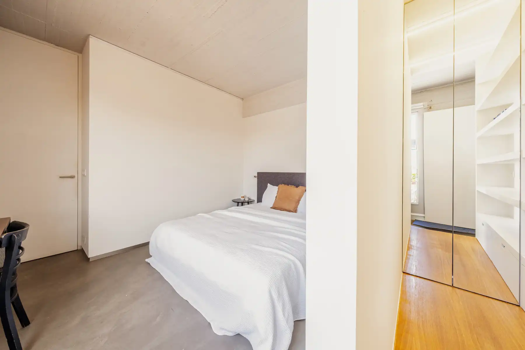 Loft met 2 slaapkamers en mega terras in Zurenborg foto 12