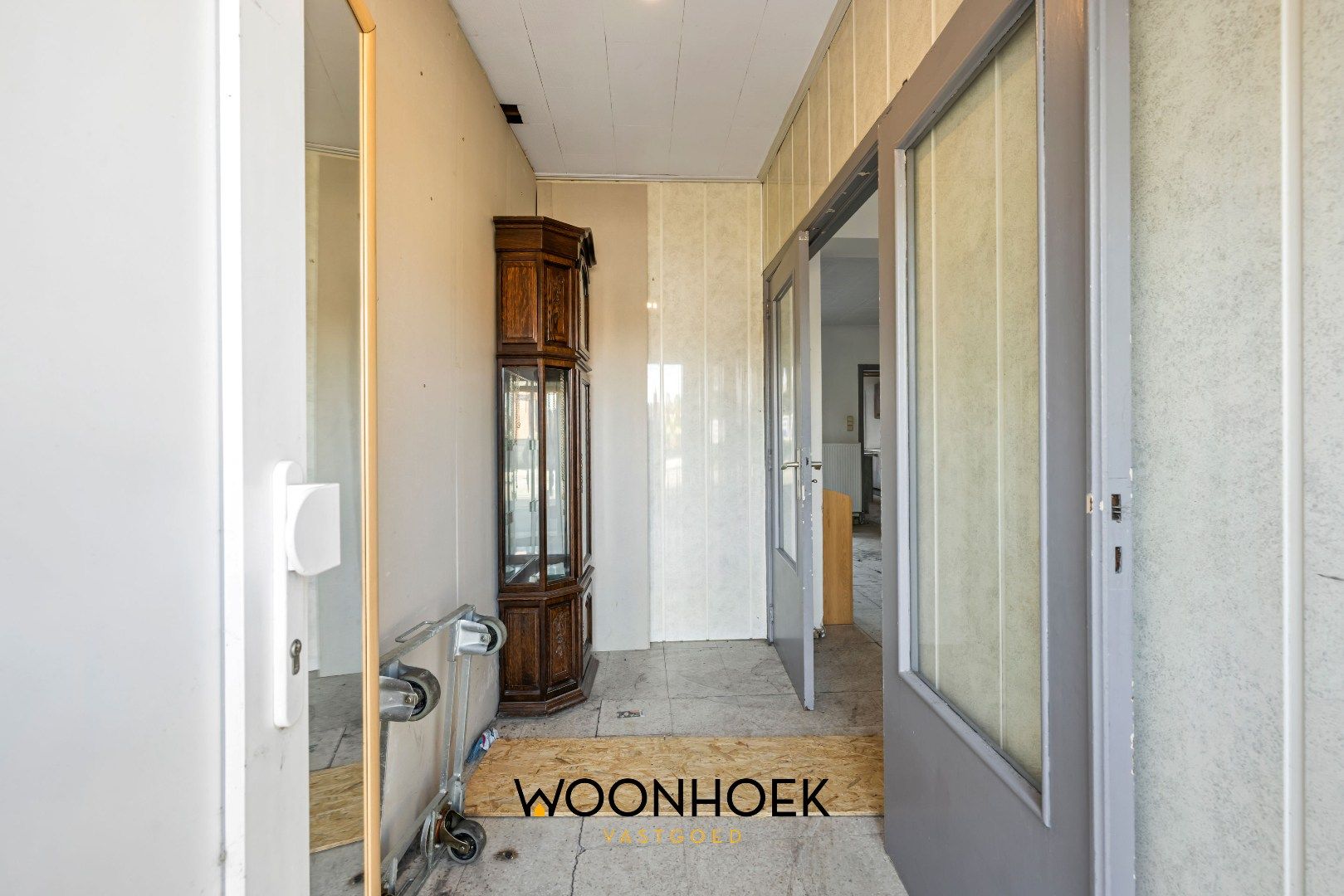 Te renoveren woning in centrum Overmere foto 15