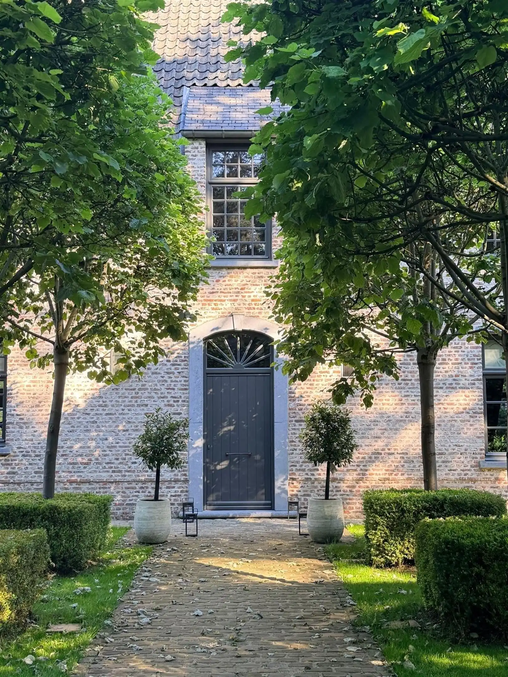 Uitzonderlijke villa met 615 m² woonoppervlakte in KONINGSHOF foto 6