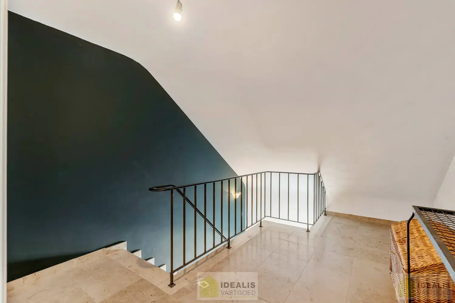 IDEALIS VASTGOED - PRACHTIG GERENOVEERD DUPLEXAPPARTEMENT IN HARTJE HAMONT! foto 34