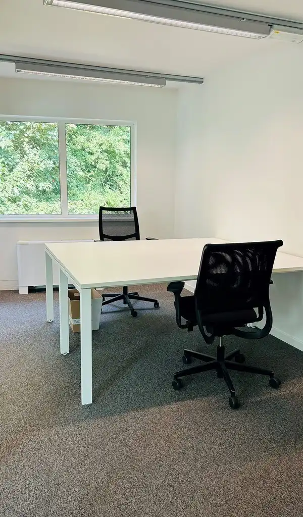 Gemeubelde kantoren in Axxes Business Center in Merelbeke foto 19
