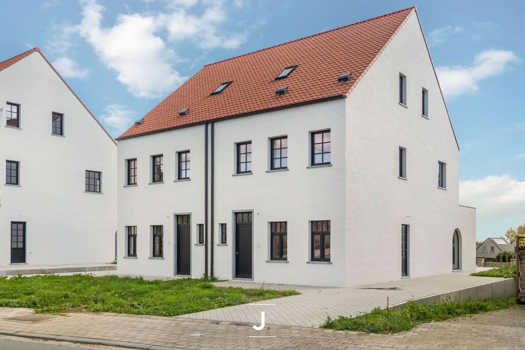 Kleinschalig nieuwbouwproject in pastorijstijl met 4 slaapkamers  foto 3