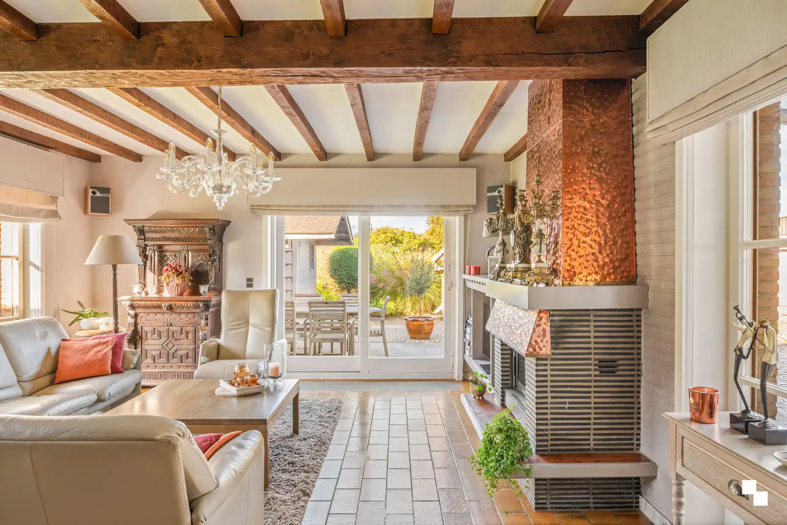 Alleenstaande woning met zicht op de velden in Oosterzele foto 4