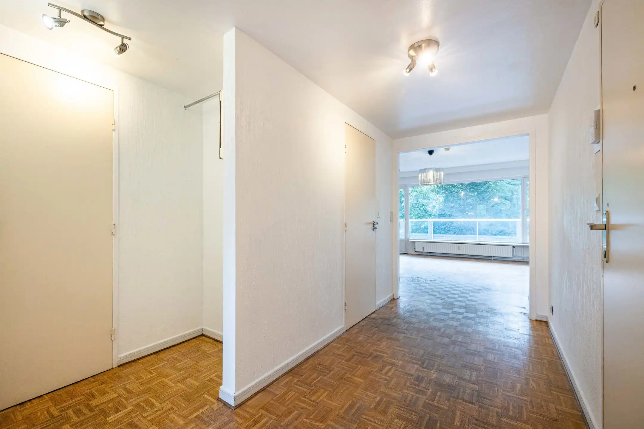 Ruime doorlopende woning met 1 slpkmr, 2 terrassen en EPB D foto 7