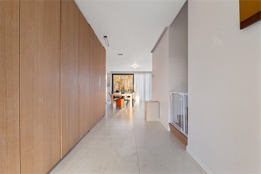 MAGNIFIEKE OPEN BEBOUWING MET GROOT ZWEMBAD EN 400M² AAN BEWOONBARE OPPERVLAKTE IN HET GEZELLIGE WELLEN foto 10