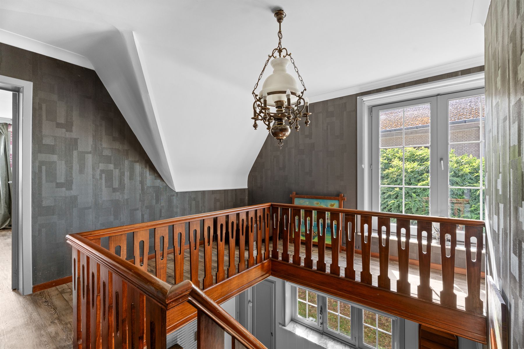 Authentieke charme in rustige straat te Ronse foto 11
