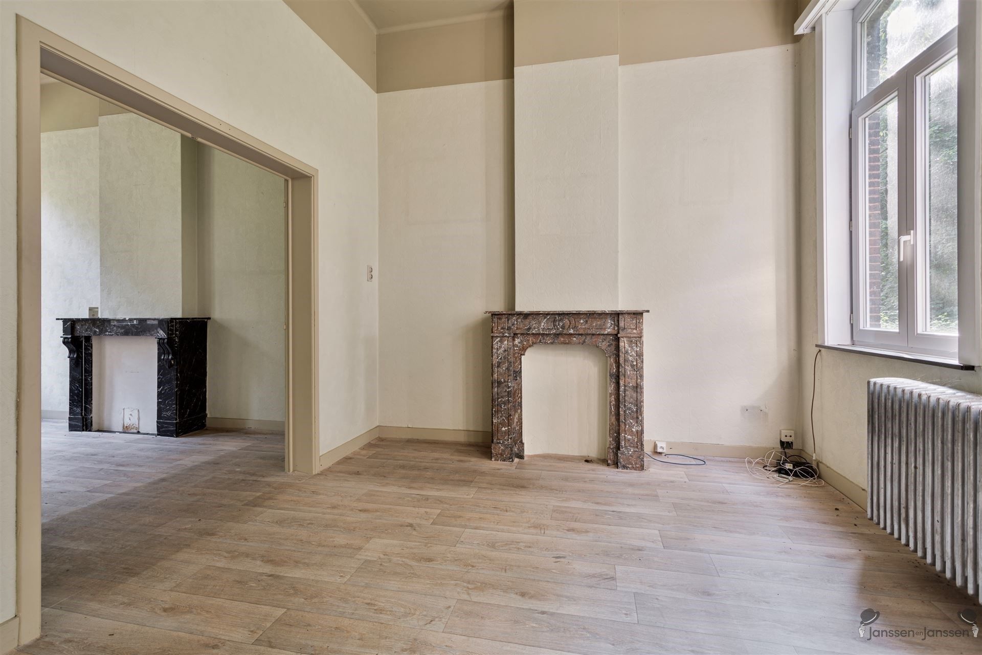 Uniek te renoveren herenhuis met 6 slaapkamers te Leopoldsburg centrum foto 6