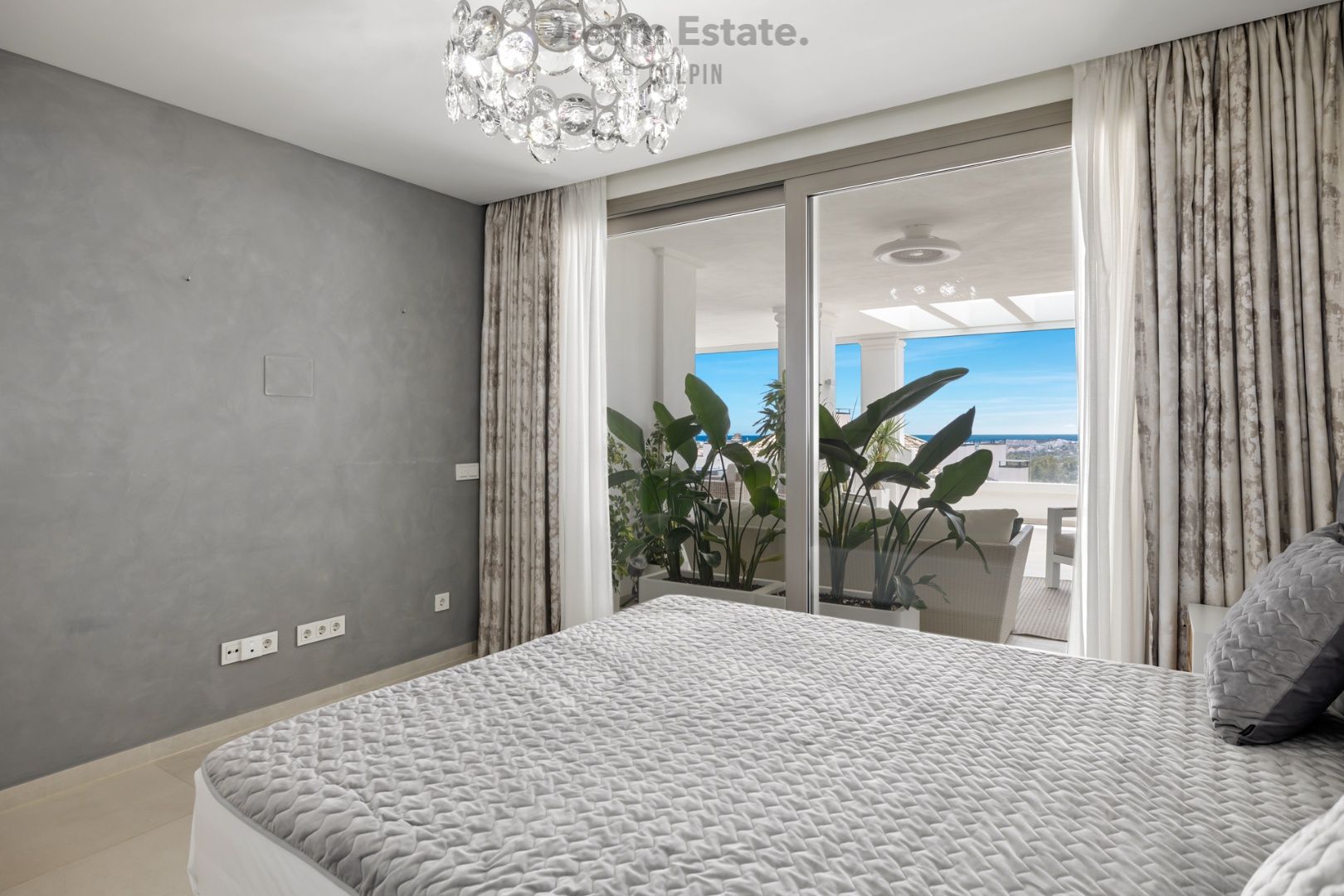 Uitzonderlijk ruim appartement te Nueva Andalucia, Marbella foto 29