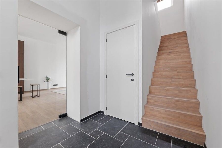 EXCLUSIEF WONEN IN EEN GERESTAUREERDE VIERKANTSHOEVE foto 12