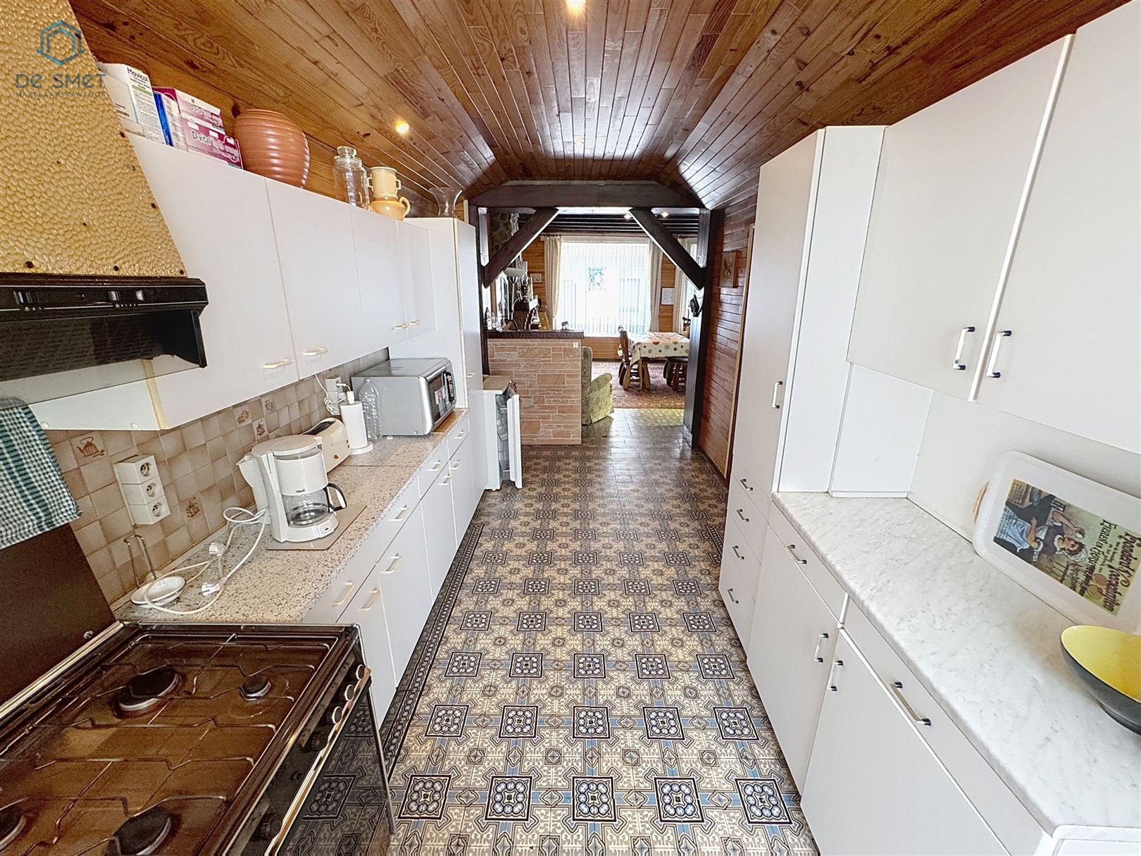 Opportuniteit! Te renoveren woning met 2 slaapkamers, garage én koertje aan de stadsrand van Geraardsbergen foto 5