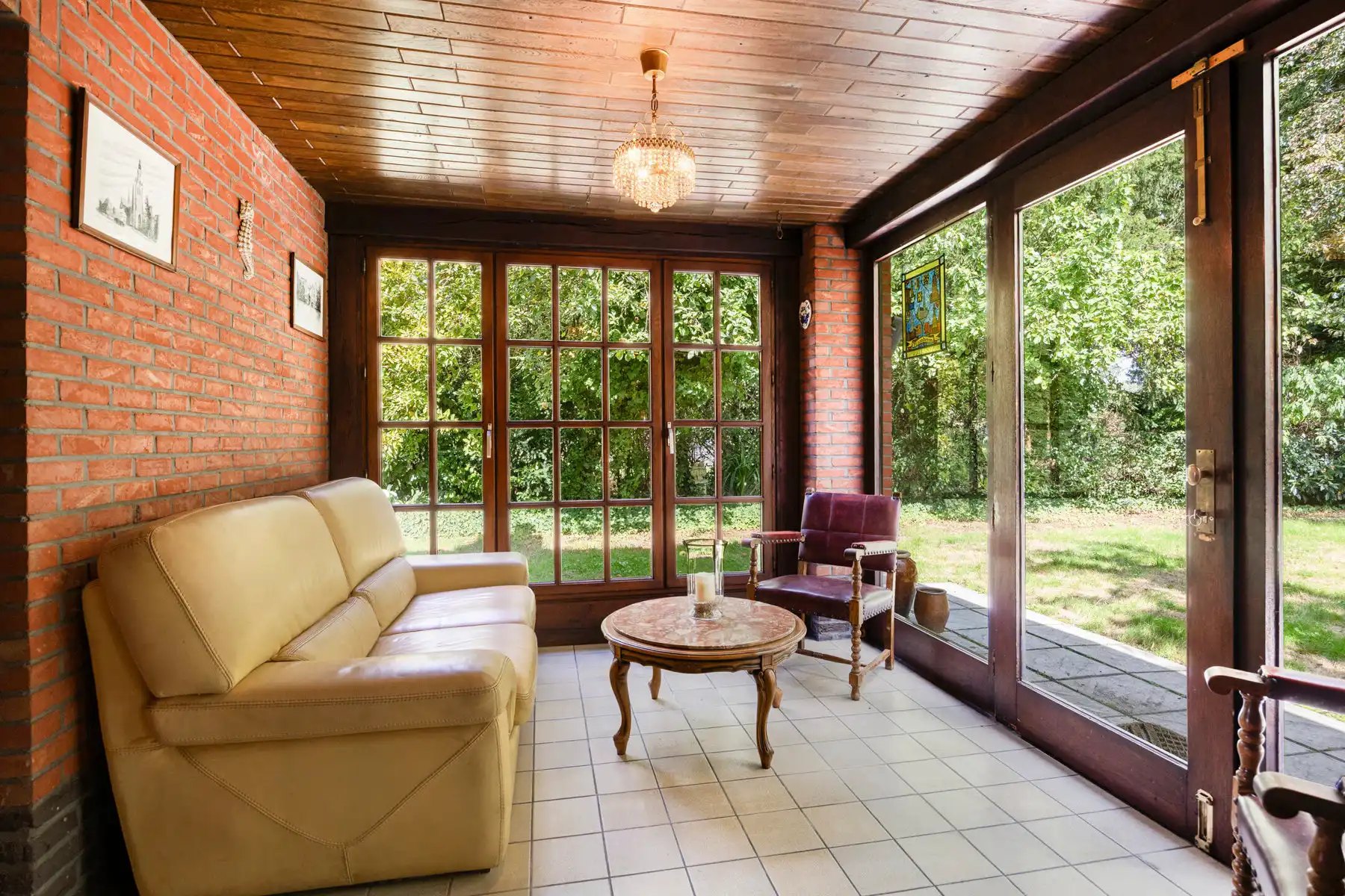 Charmante, karaktervolle HOB met mooie tuin op toplocatie foto 16