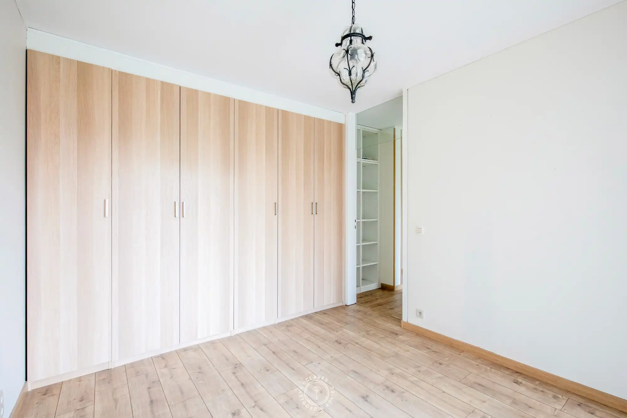 Ruim 3-slaapkamerappartement op interessante centrale ligging in Sint-Niklaas foto 10