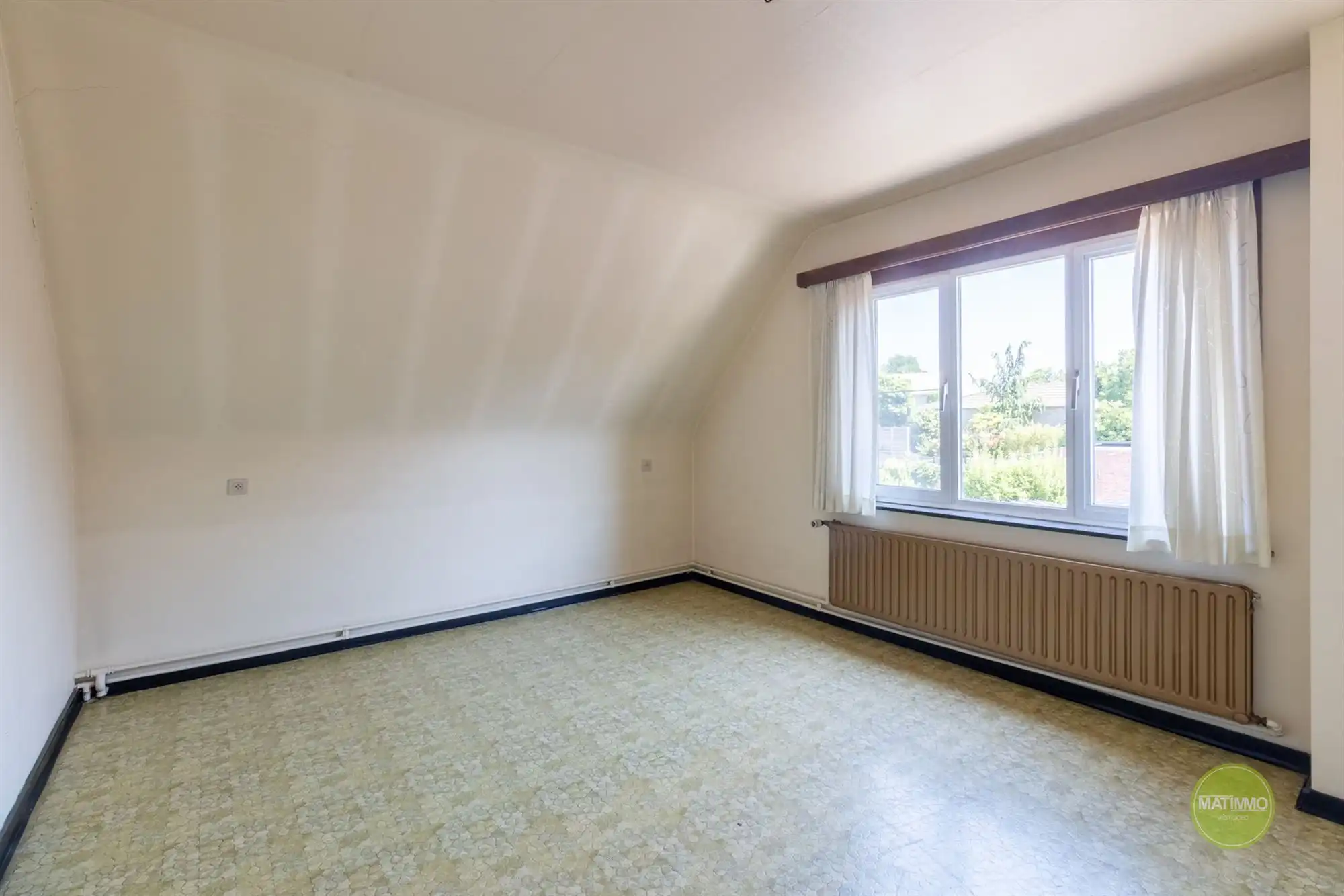 Voormalig handelshuis met veel potentieel in Balen foto 12