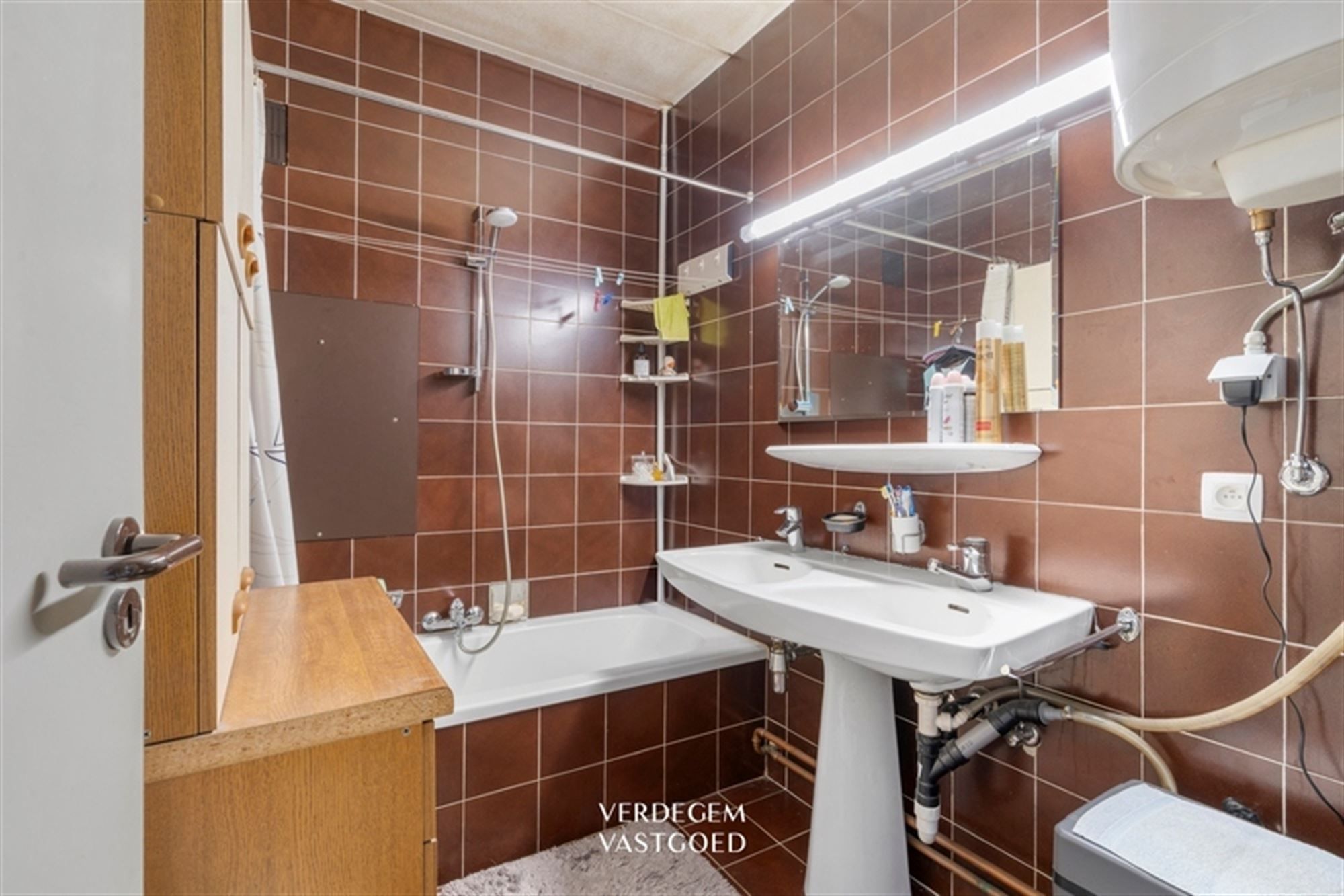 Knap 2 slaapkamer appartement met 2 terrassen en garage foto 11