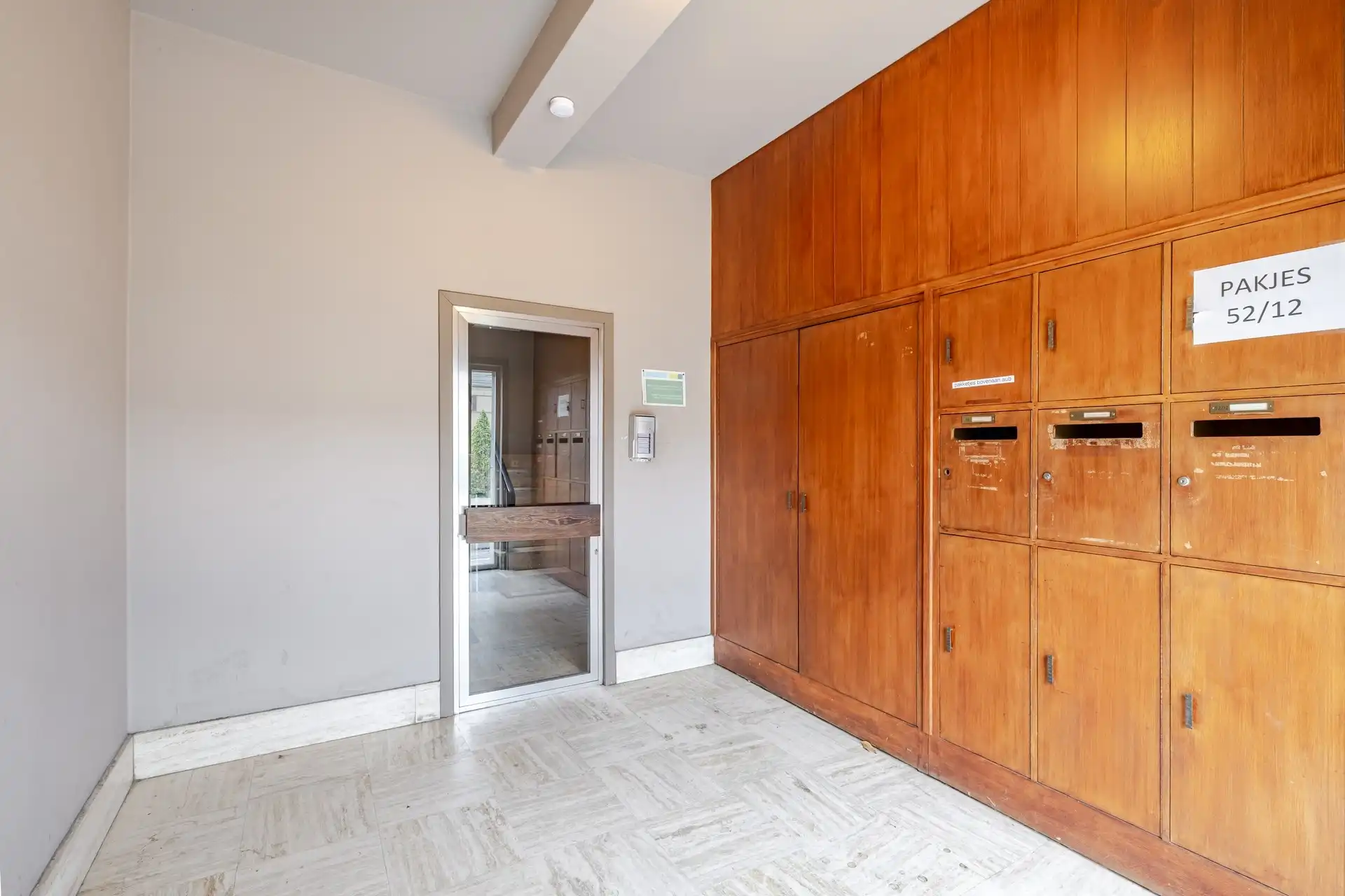 Opbrengsteigendom met 5 appartementen en 5 garages op toplocatie te Wetteren! foto 5