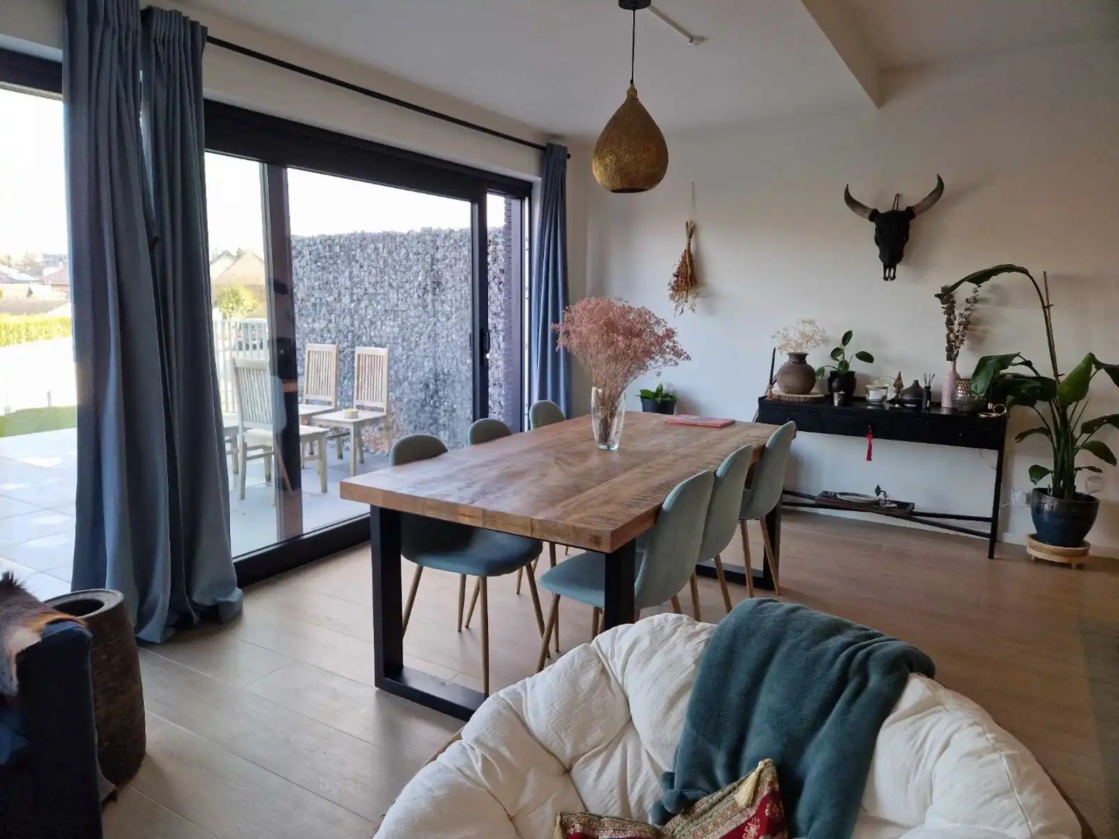 Gelijkvloers appartement met 2 slaapkamers, tuin en garage foto 4