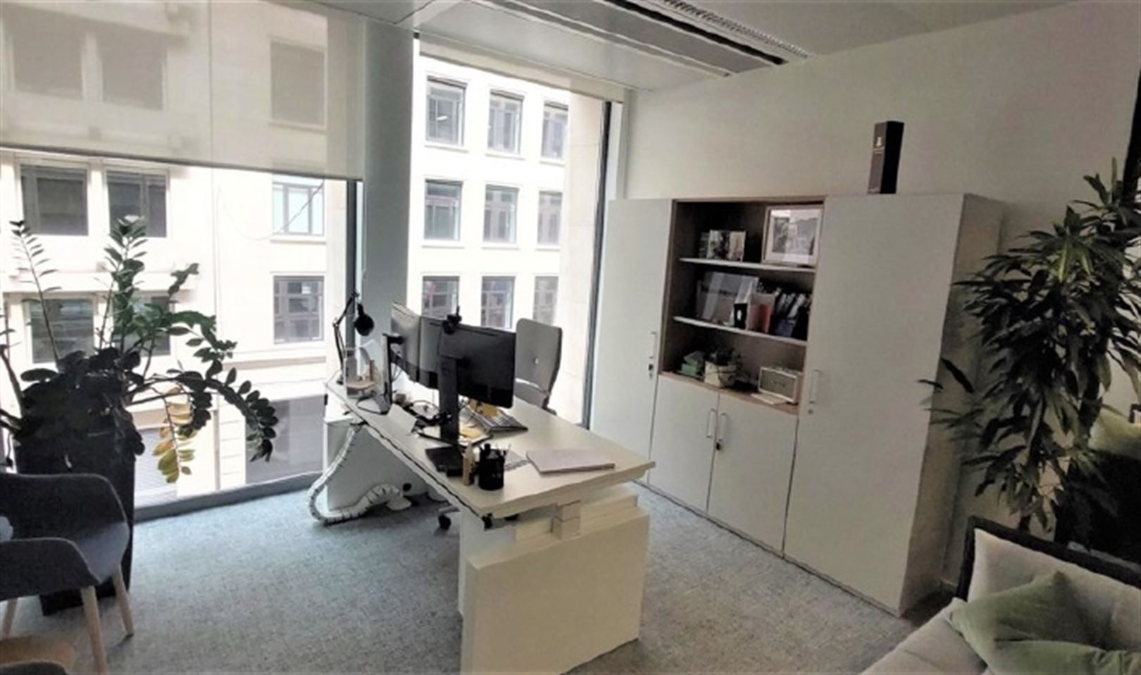 MONTOYER 47: kantoor te huur van 583 m² foto 6