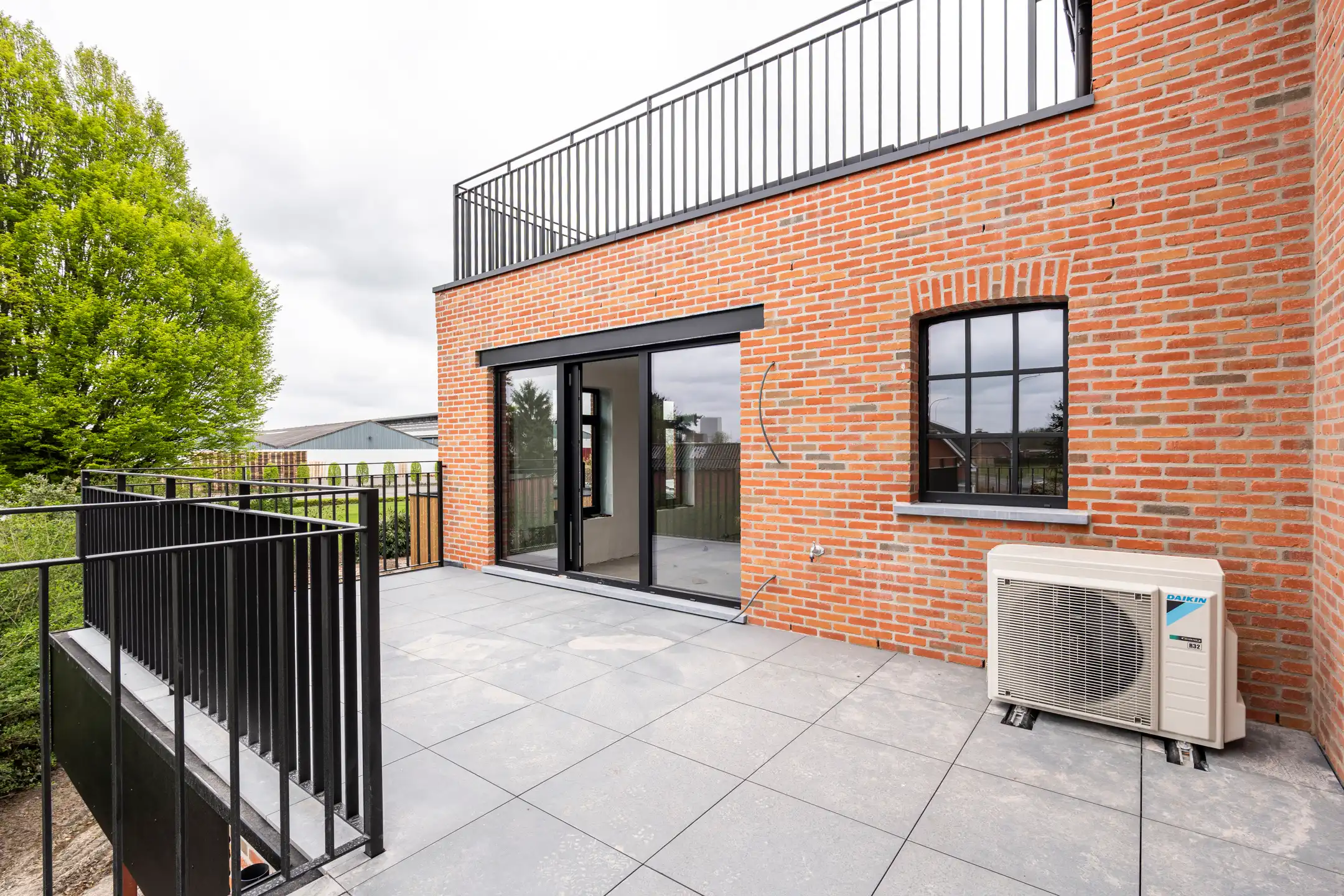 Ruim 2 slaapkamerappartement in Hoogstraten-centrum. foto 4