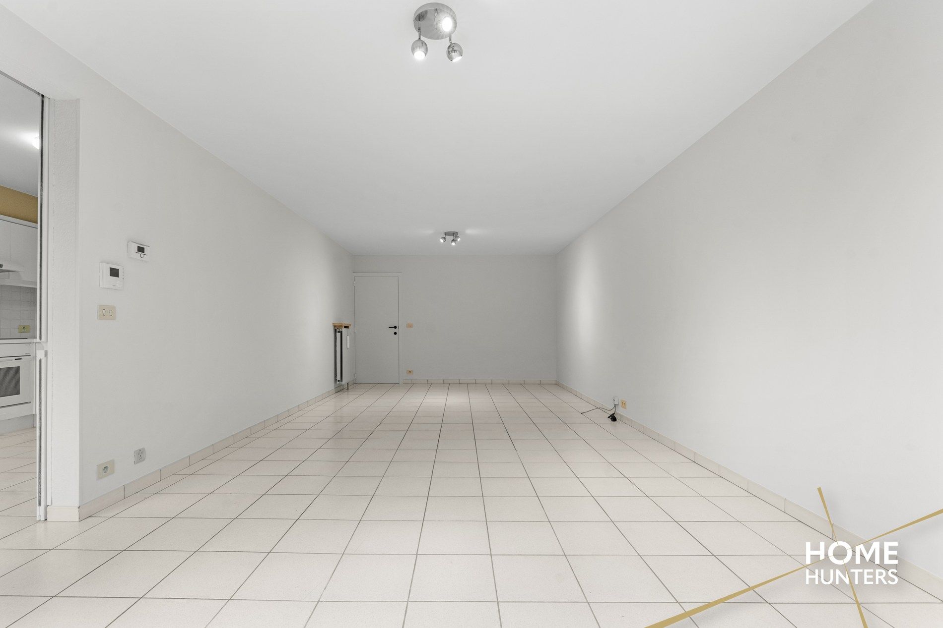 Ruim appartement op centrale ligging in Roeselare foto 9