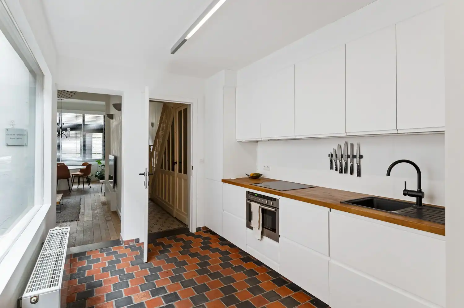 Ruime en instapklare gezinswoning met 4 slaapkamers in Wilrijk foto 7