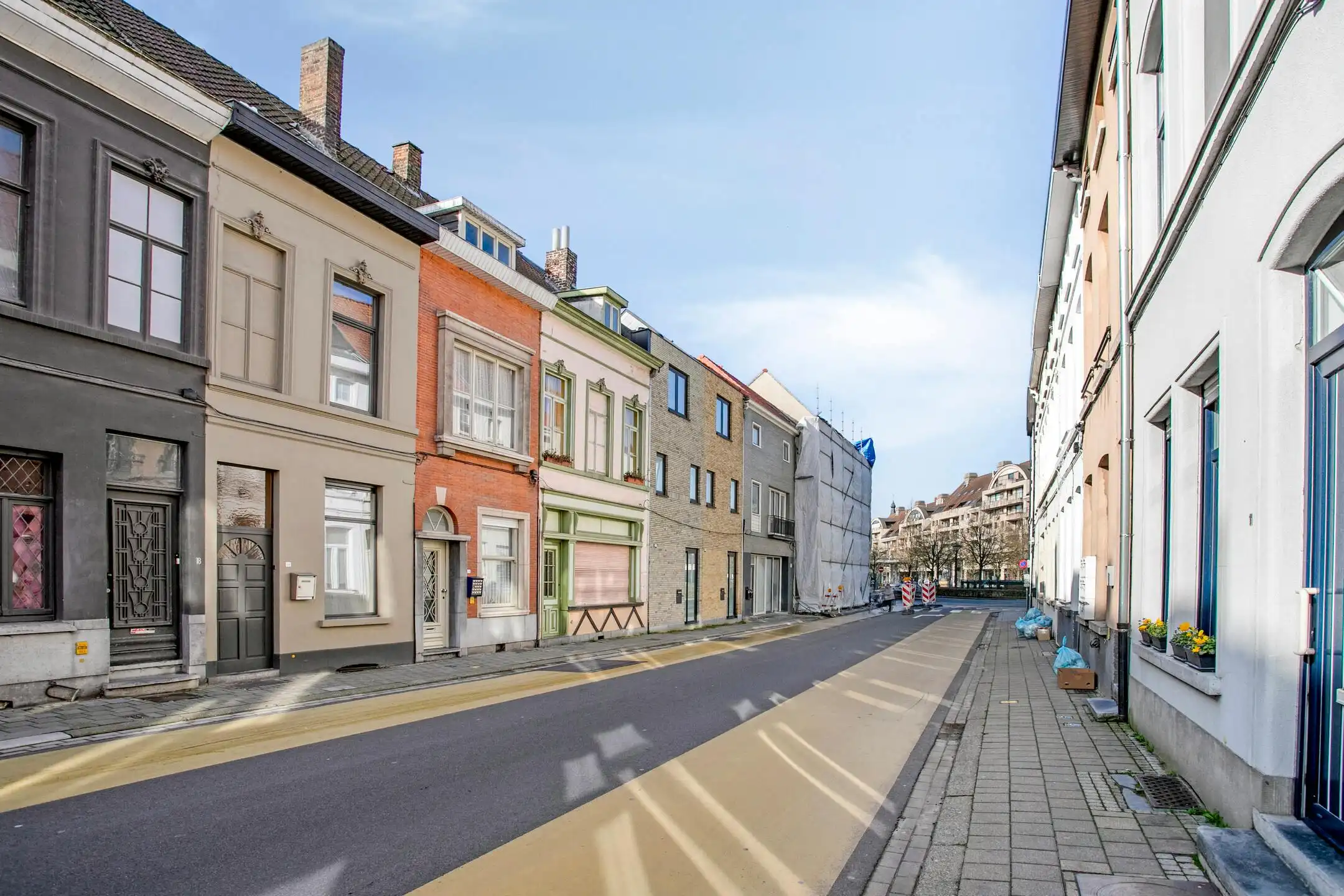 Hoofdfoto van de publicatie: Leuke stadswoning te koop centrum Kortrijk