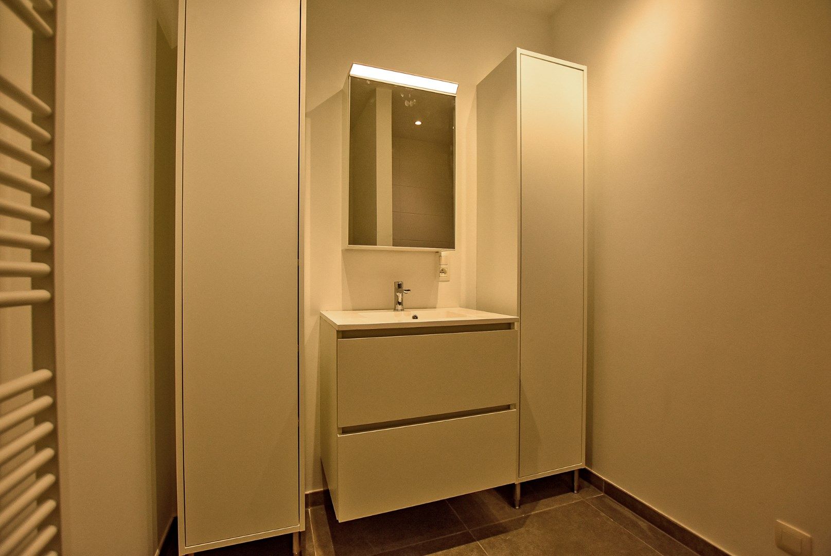 Recent appartement (100 m²) met 2 slaapkamers te Oostduinkerke foto 27