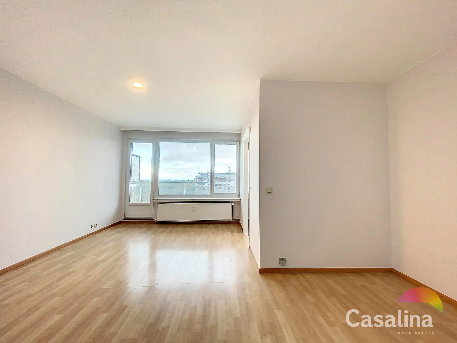 CASALINA Real Estate - Gezellige studio met terras foto 3